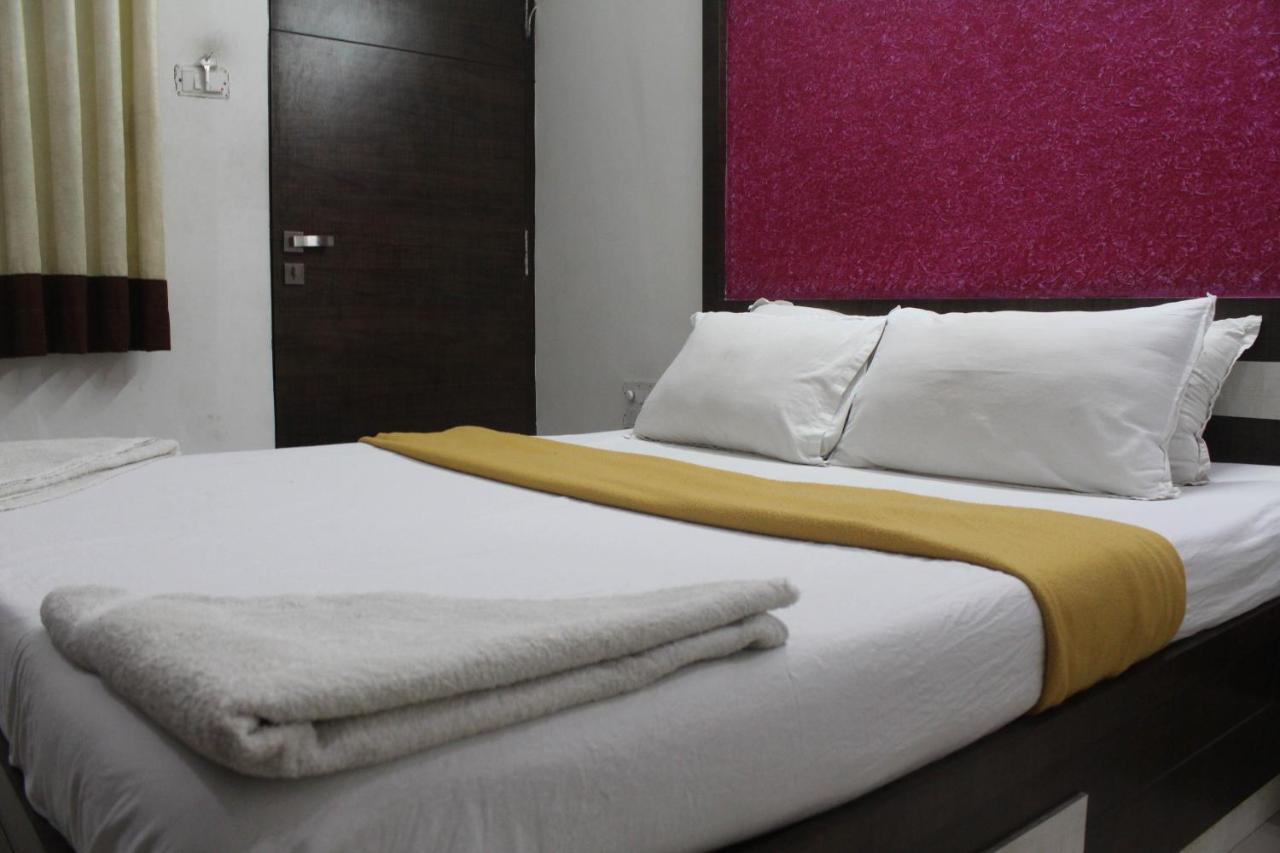 Hotel Ambica Daman Exterior photo